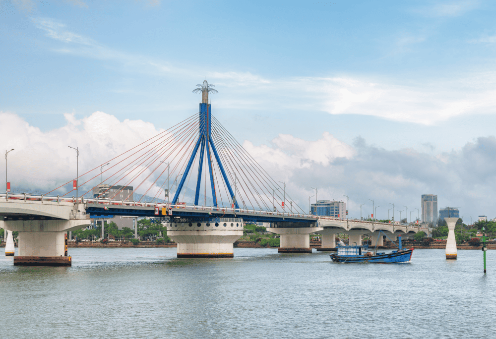 The majesty and intricate design of the Han River Bridge from a higher vantage point (Source: Canva)